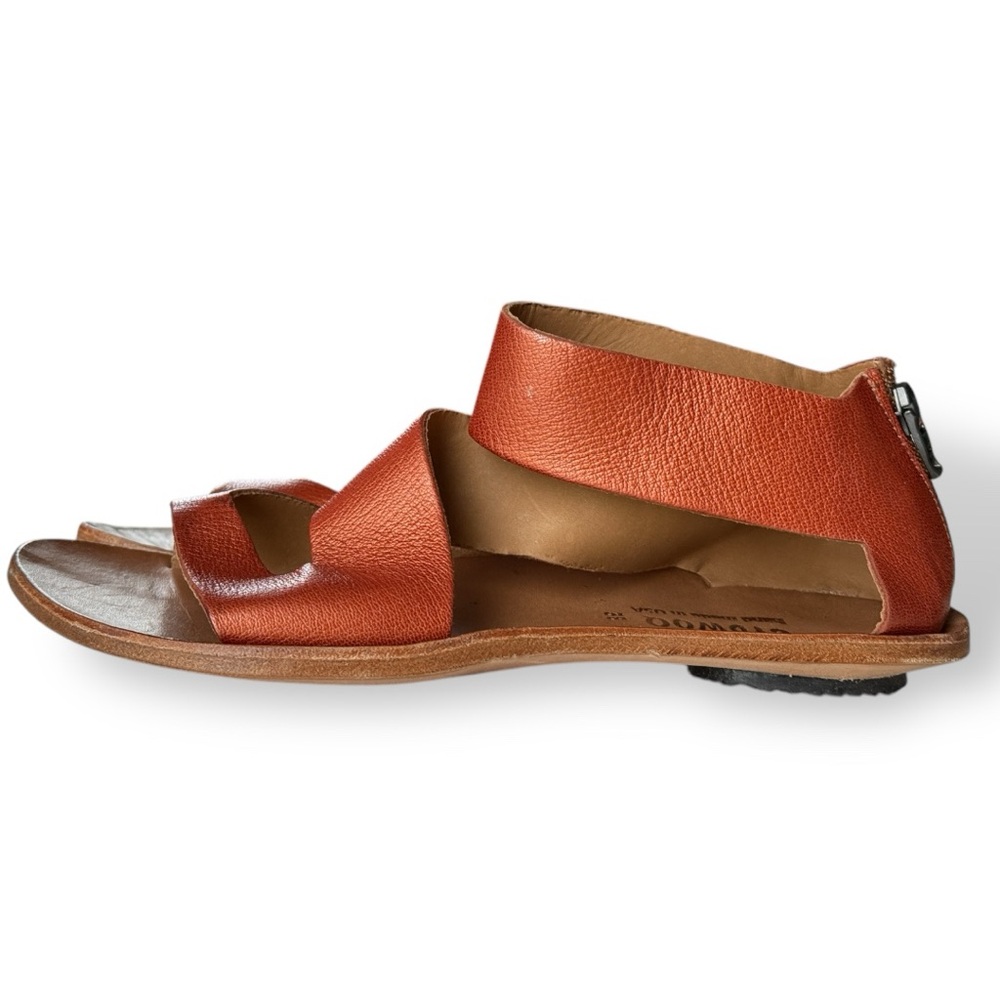 CYDWOQ Rock Sandal Metallic Burnt Orange Size 38 US 8 NEVER WORN - Picture 4 of 7